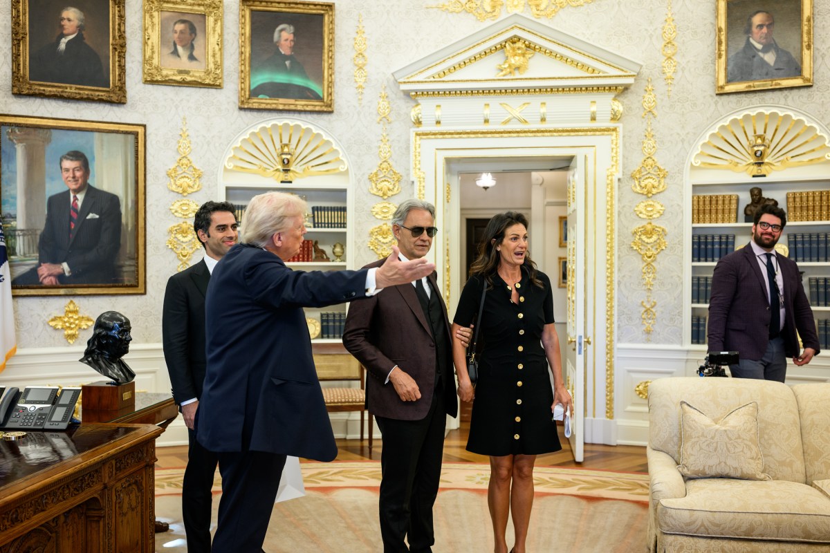 President Donald Trump meets with Andrea Bocelli in the Oval Office, Friday, October 17, 2025. (Official White House Photo by Daniel Torok)