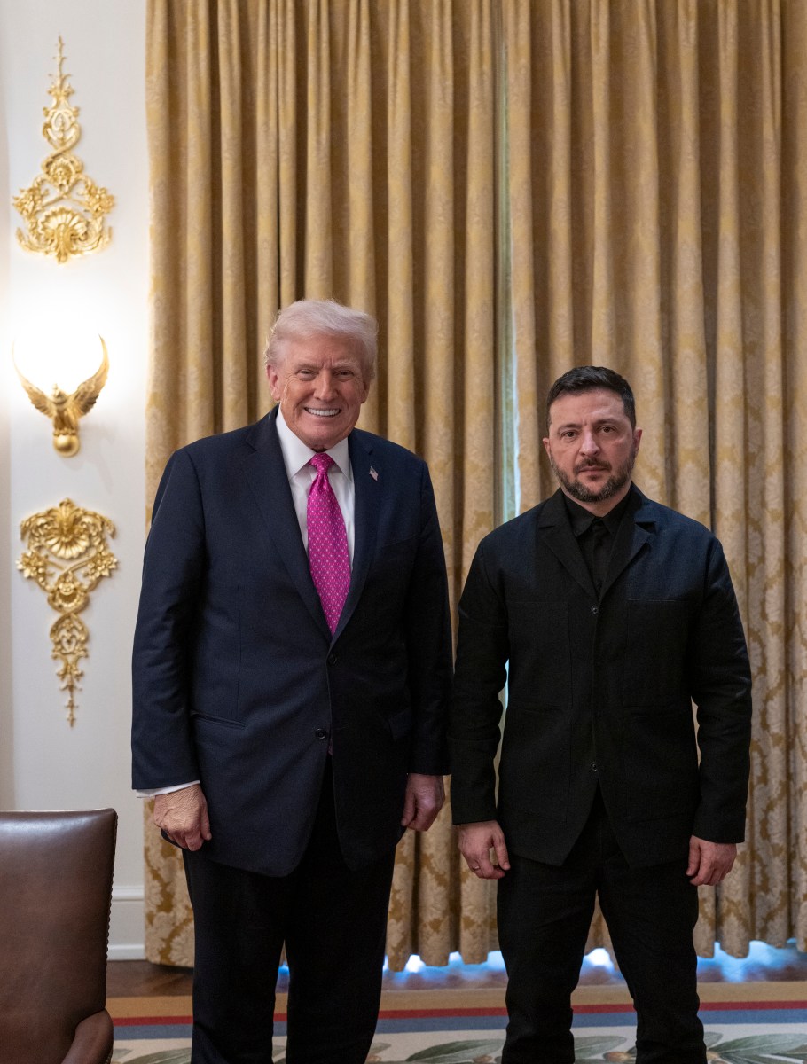 President Donald Trump poses with Ukrainian President Volodymyr Zelenskyy after their bilateral meeting in the Cabinet Room of the White House, Friday, October 17, 2025, before a bilateral meeting with President Donald Trump. (Official White House Photo by Molly Riley)