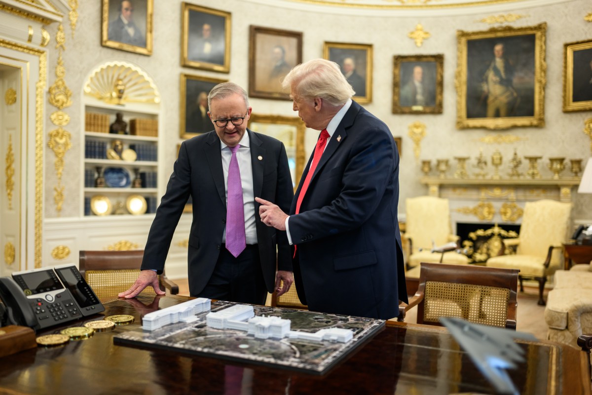 President Donald Trump speaks with Australian Prime Minister Anthony Albanese in the Oval Office, Monday, October 20, 2025, before a bilateral meeting. (Official White House Photo by Daniel Torok)