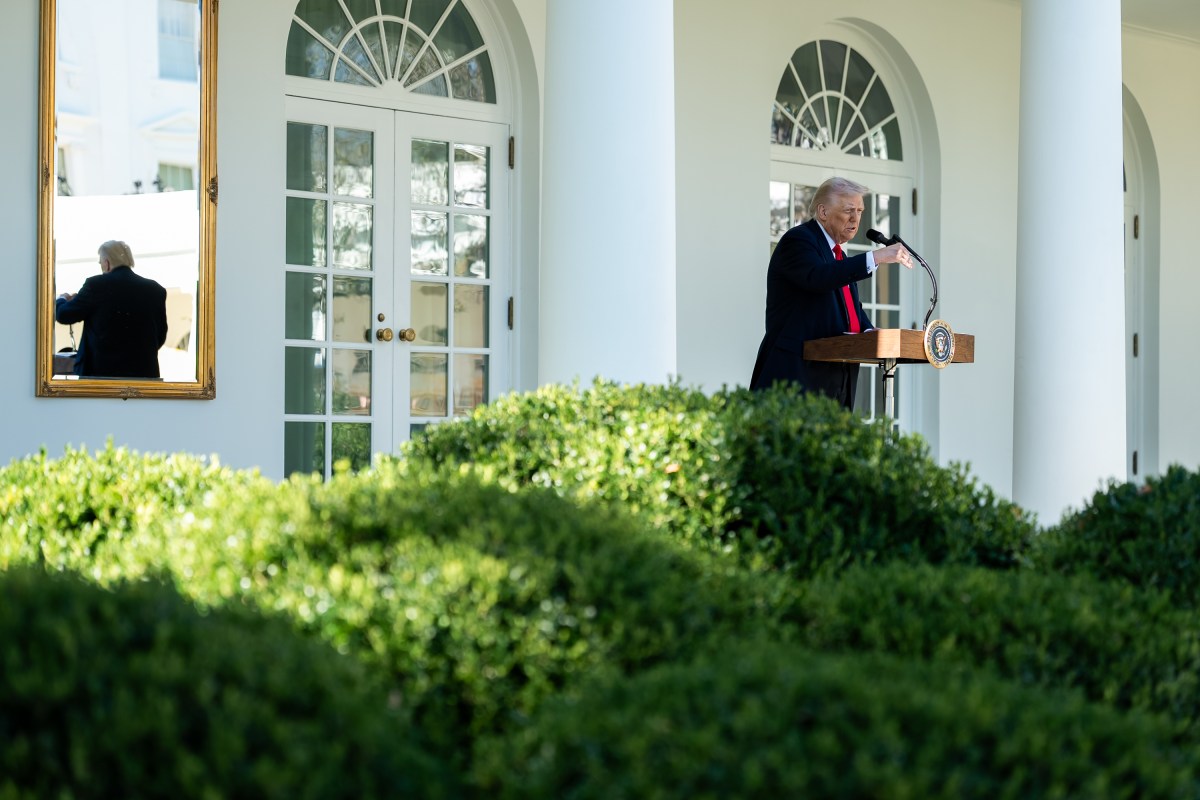 President Donald Trump hosts a Rose Garden Club lunch, Tuesday, October 21, 2025, in the White House Rose Garden. (Official White House Photo by Abe McNatt)