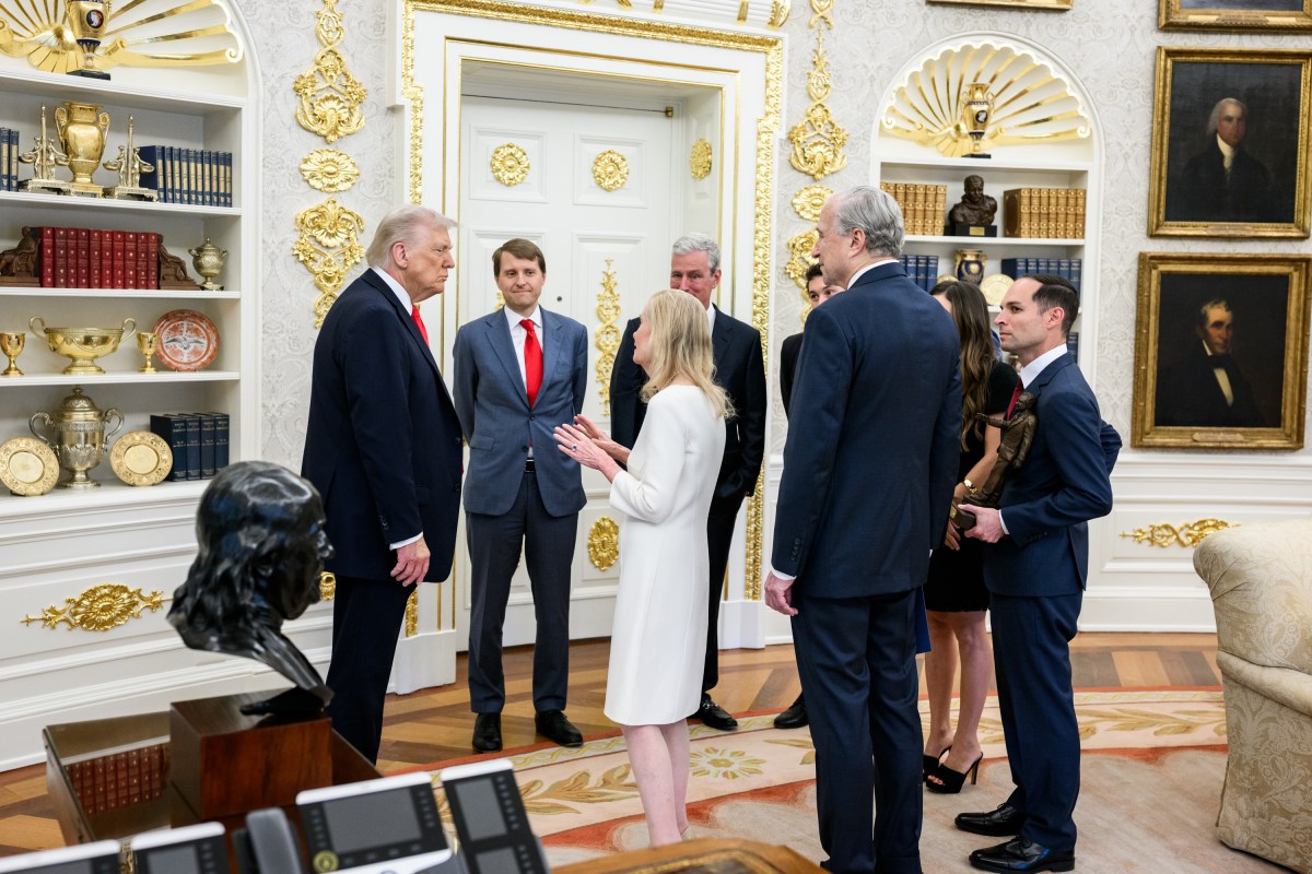 President Donald Trump is presented with the Richard Nixon Architect of Peace Award, Tuesday, October 21, 2025, during a ceremony in the Oval Office. In attendance are Richard Nixon’s daughter, Tricia Nixon Cox, her husband Edward Cox,  ex-national security adviser Robert O’Brien, and acting archivist of the U.S. Jim Byron. (Official White House Photo by Daniel Torok)