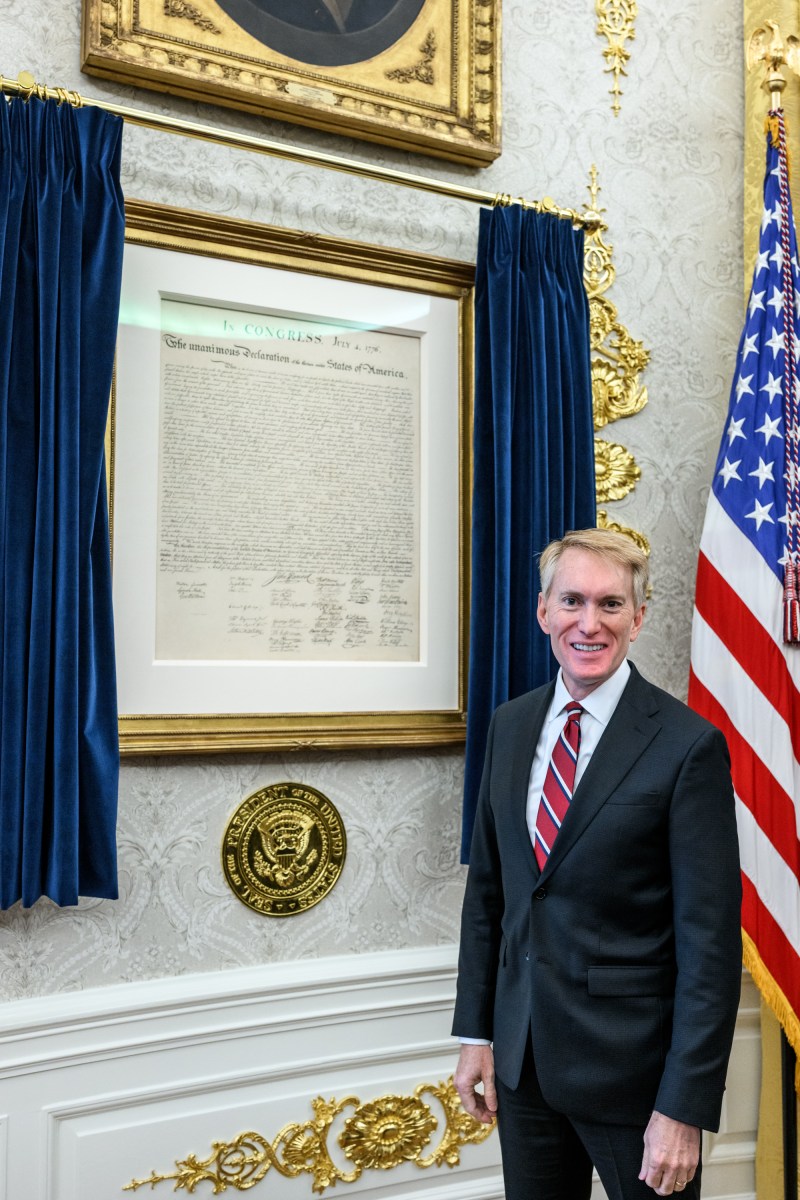 President Donald Trump meets with Senate Republicans in the Oval Office after lunch in the Rose Garden, Tuesday, October 21, 2025, in the White House Rose Garden. (Official White House Photo by Molly Riley)