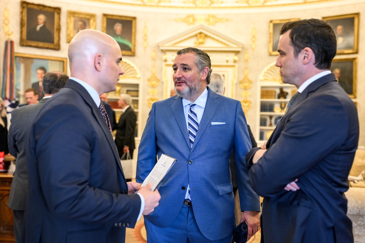 President Donald Trump meets with Senate Republicans in the Oval Office after lunch in the Rose Garden, Tuesday, October 21, 2025, in the White House Rose Garden. (Official White House Photo by Molly Riley)