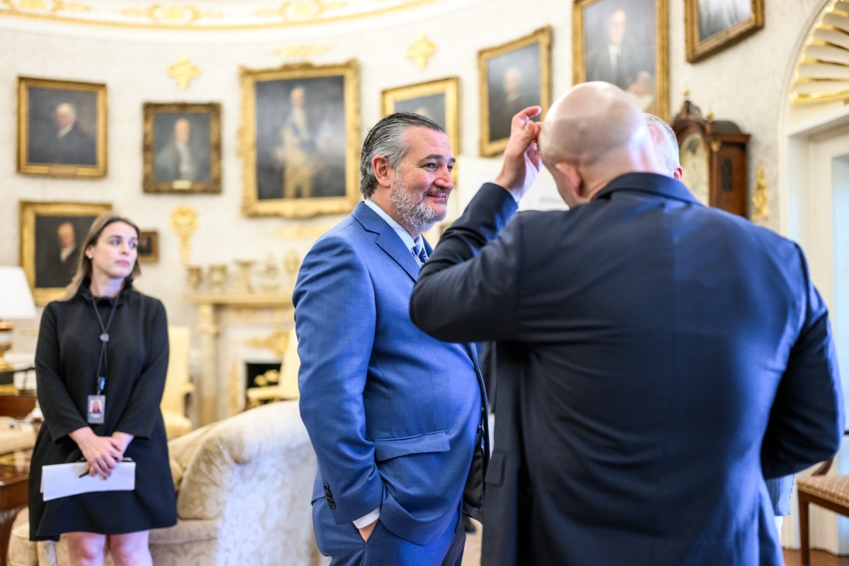 President Donald Trump meets with Senate Republicans in the Oval Office after lunch in the Rose Garden, Tuesday, October 21, 2025, in the White House Rose Garden. (Official White House Photo by Molly Riley)