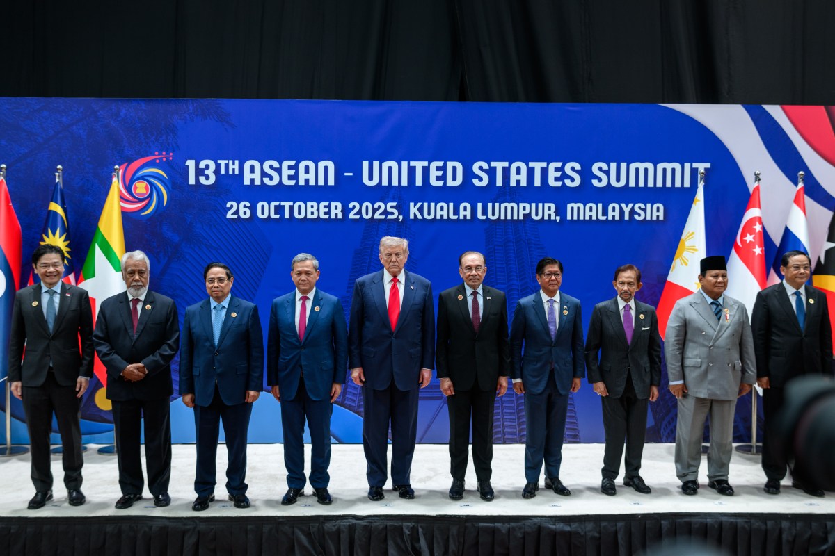 President Donald Trump poses for a family photo with regional leaders during the ASEAN Summit in Kuala Lumpur, Malaysia, Sunday, October 25, 2025. (Official White House Photo by Daniel Torok)