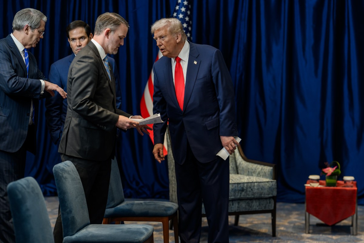 President Donald Trump meets with Brazilian President Luiz Inacio da Silva during the ASEAN Summit at the Kuala Lumpur Convention Center Sunday, October 25, 2025, in Kuala Lumpur, Malaysia. (Official White House Photo by Daniel Torok)