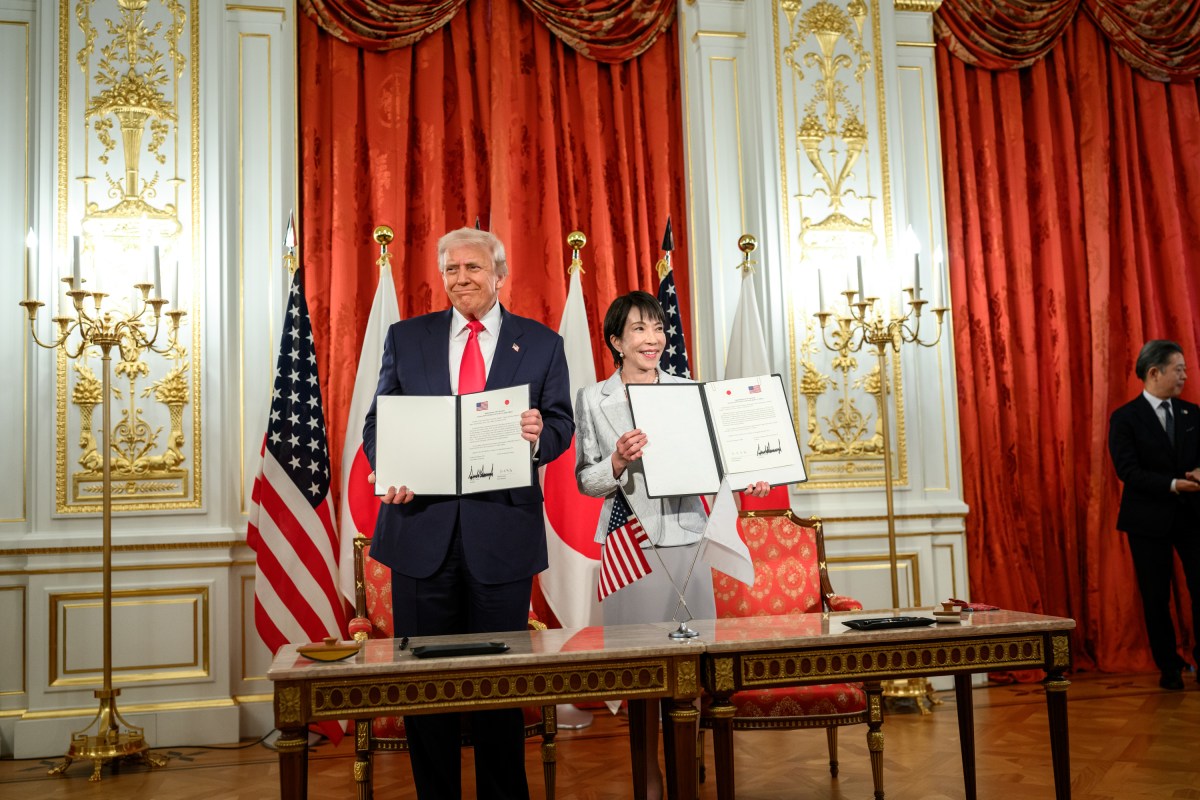 President Donald Trump participates in a signing ceremony with Japanese Prime Minister Sanae Takaichi, Tuesday, October 28, 2025, at Akasaka Palace in Tokyo, Japan. (Official White House Photo by Daniel Torok)