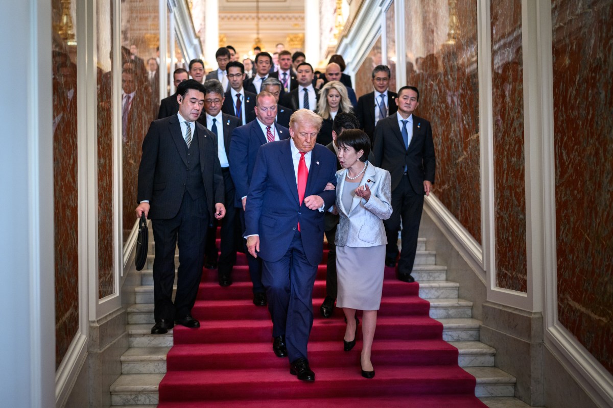 President Donald Trump bids farewell to Japanese Prime Minister Sanae Takaichi, Tuesday, October 28, 2025, at Akasaka Palace in Tokyo, Japan. (Official White House Photo by Daniel Torok)