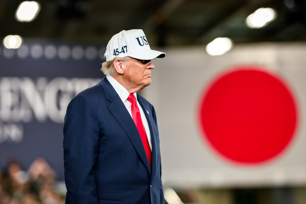 President Donald Trump arrives to deliver remarks to Yokosuka Naval troops aboard the USS George Washington at Yokosuka Naval Base, Japan on Tuesday, October 28, 2025.  (Official White House Photo by Daniel Torok)