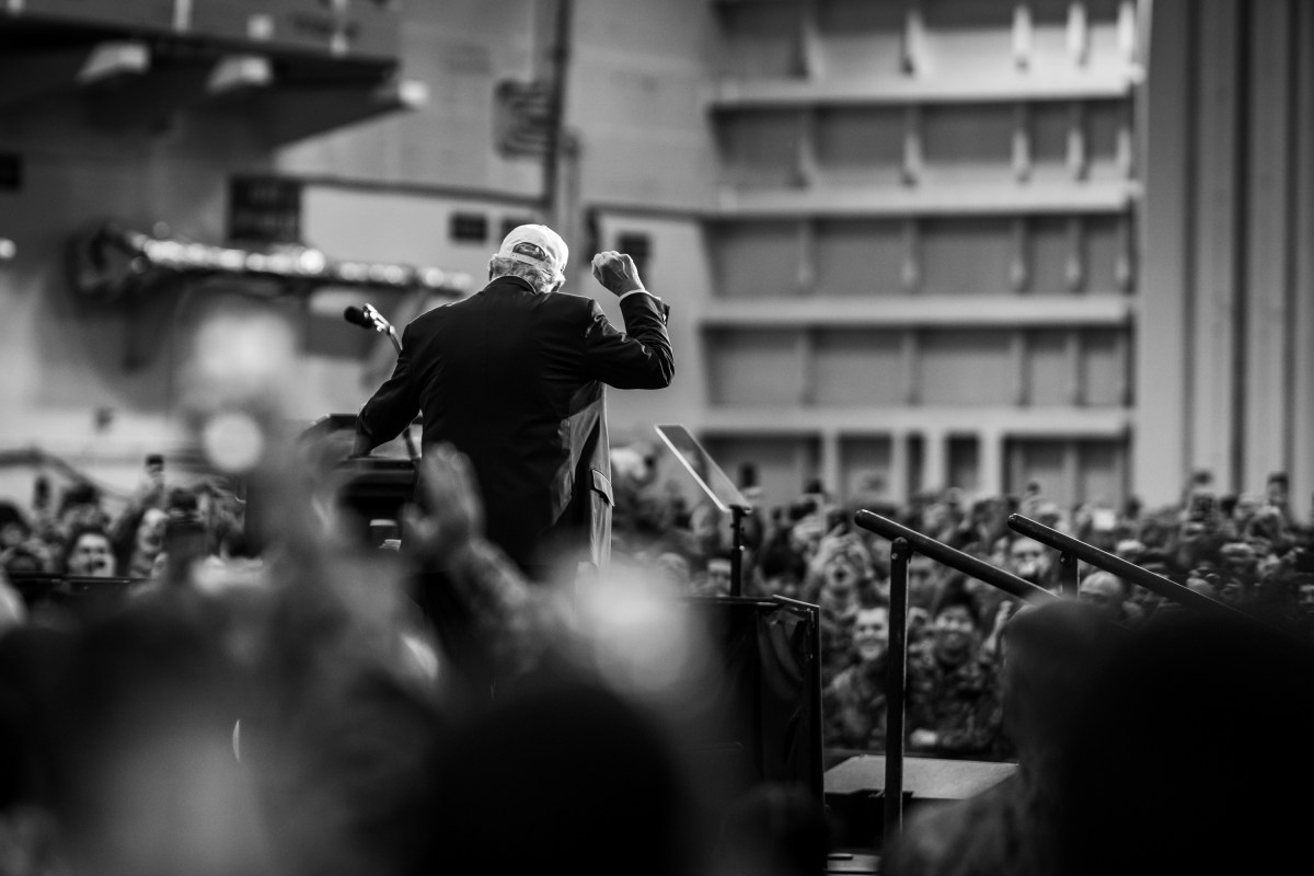 President Donald Trump leaves the stage after delivering remarks to Yokosuka Naval troops aboard the USS George Washington at Yokosuka Naval Base, Japan on Tuesday, October 28, 2025.  (Official White House Photo by Daniel Torok)
