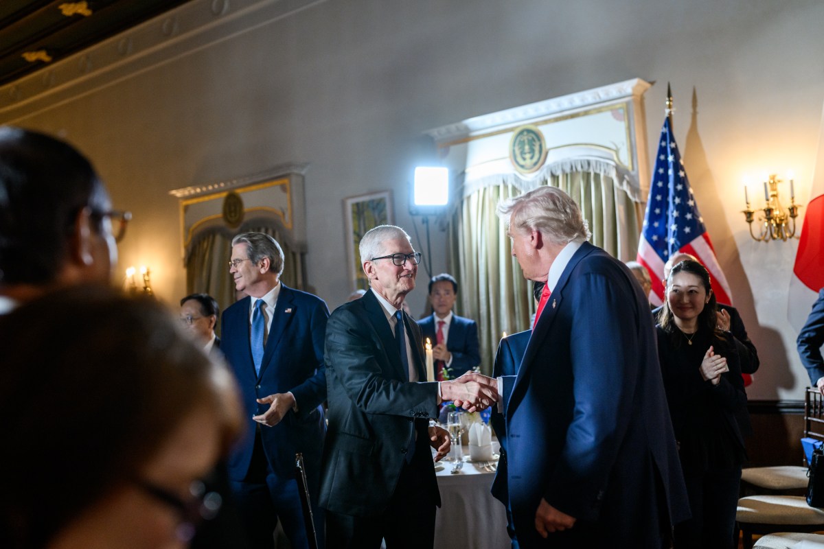 President Donald Trump greets guests after delivering remarks at a dinner with business leaders at the ambassador’s residence in Tokyo, Japan on Tuesday, October 28, 2025. (Official White House Photo by Molly Riley)