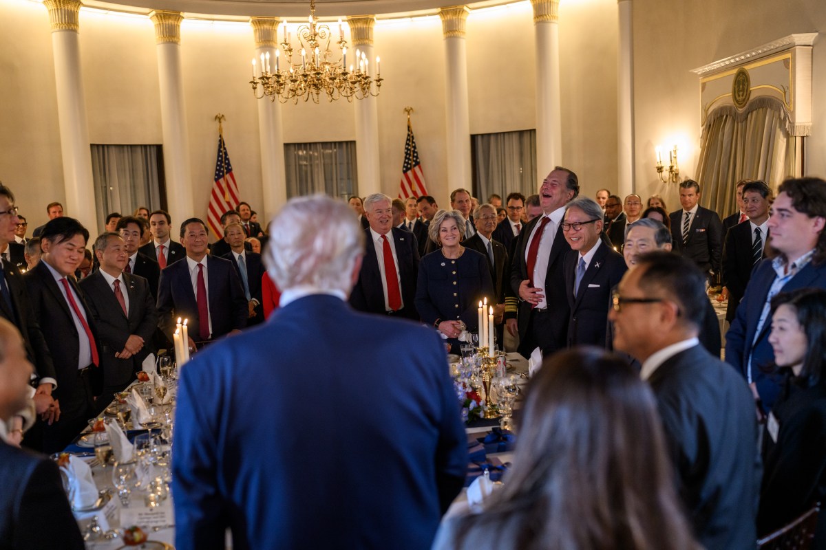 President Donald Trump greets guests after delivering remarks at a dinner with business leaders at the ambassador’s residence in Tokyo, Japan on Tuesday, October 28, 2025. (Official White House Photo by Molly Riley)