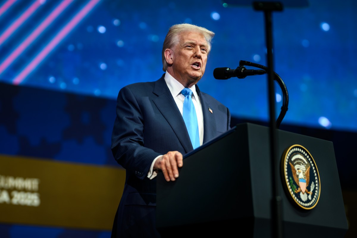 President Donald Trump delivers remarks at the APEC CEO’s luncheon at the Gyeongju Arts Center in Gyeongju, South Korea on Wednesday, October 29, 2025. (Official White House Photo by Daniel Torok)
