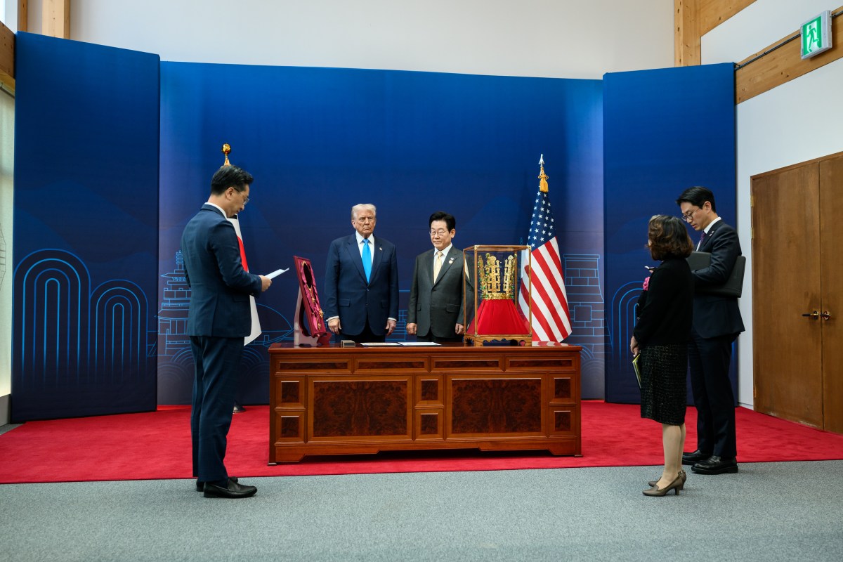 President Donald Trump is awarded the Grand Order of Mugunghwa by South Korean President Lee Jae Myung during a ceremony at the Gyeongju National Museum, South Korea on Wednesday, October 29, 2025. (Official White House Photo by Daniel Torok)