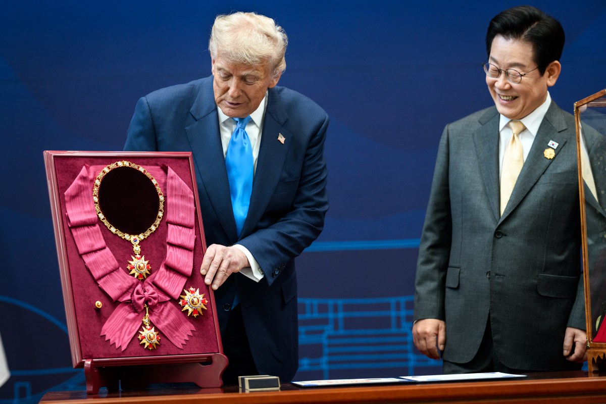 President Donald Trump is awarded the Grand Order of Mugunghwa by South Korean President Lee Jae Myung during a ceremony at the Gyeongju National Museum, South Korea on Wednesday, October 29, 2025. (Official White House Photo by Daniel Torok)