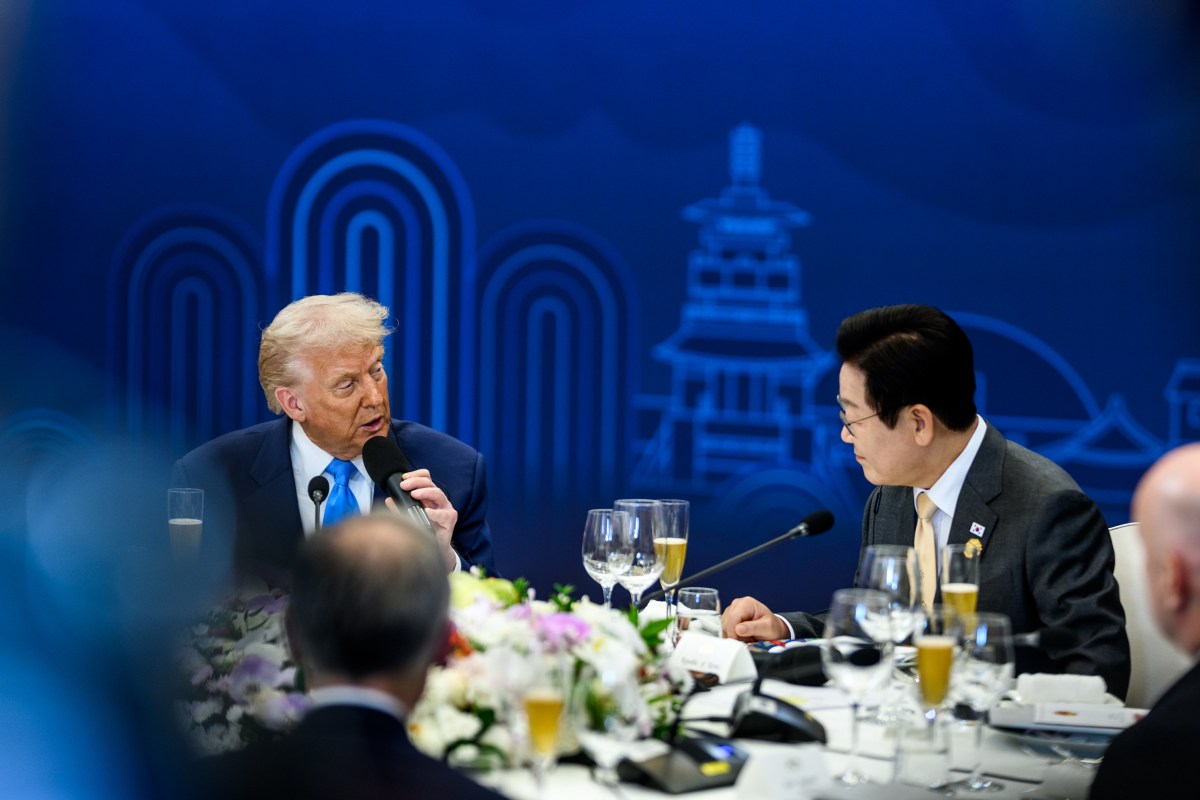 President Donald Trump attends a dinner in his honor hosted by President Lee Jae Myung of the Republic of Korea, on Wednesday, October 29, 2025, at the Hilton Hotel in Gyeongju, South Korea. (Official White House Photo by Daniel Torok)
