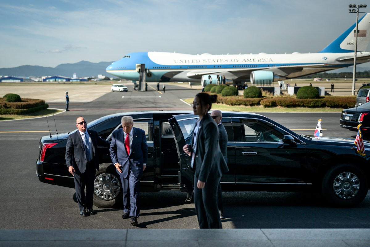 President Donald Trump arrives for a bilateral meeting with Chinese President Xi Jinping at the Gimhae International Airport terminal, Thursday, October 30, 2025, in Busan, South Korea. (Official White House Photo by Daniel Torok)