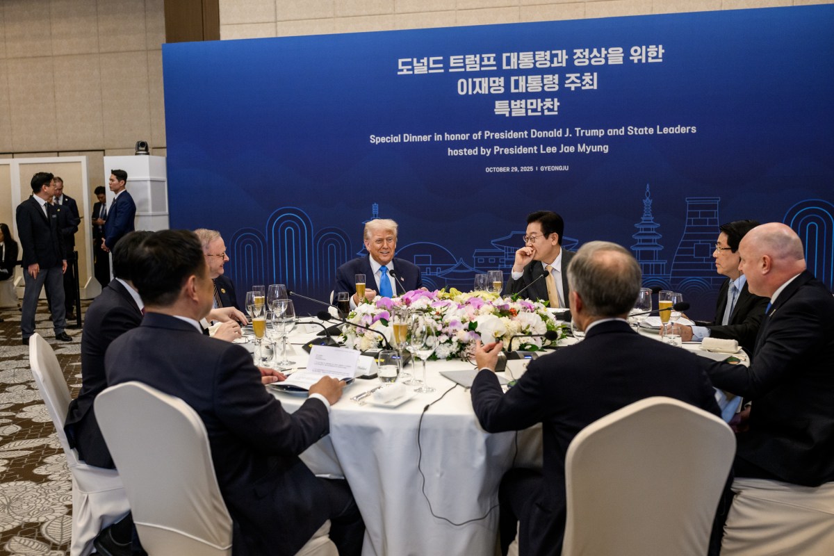 President Donald Trump attends a dinner in his honor hosted by President Lee Jae Myung of the Republic of Korea, on Wednesday, October 29, 2025, at the Hilton Hotel in Gyeongju, South Korea. (Official White House Photo by Molly Riley)