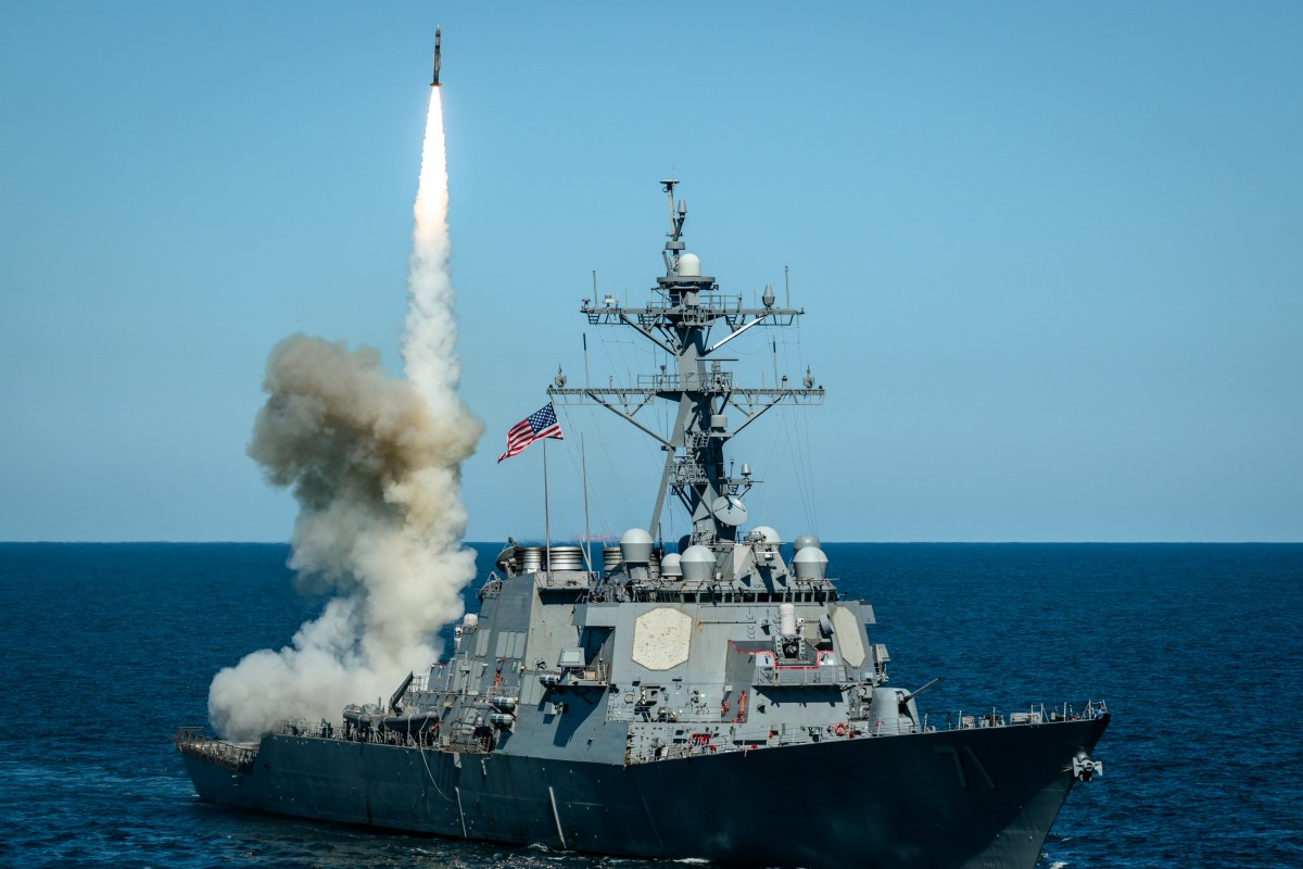 President Donald Trump and First Lady Melania Trump observe naval sea power demonstrations in honor of the 250th anniversary of the U.S. Navy, Sunday, October 5, 2025, aboard the USS George H.W. Bush in the Atlantic Ocean off the coast of Norfolk, Virginia. (Official White House Photo by Daniel Torok)