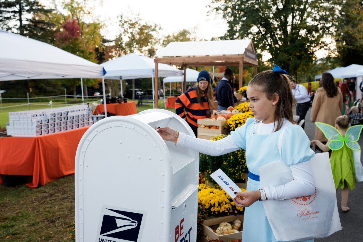 First Lady Melania Trump makes an announcement concerning the reunification of Ukranian children with their families in the Russian Ukraine conflict in the Grand Foyer of the White House, Friday October 10, 2025.  (Official White House Photo by Andrea Hanks)