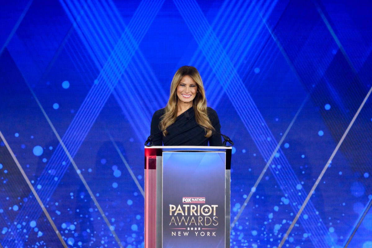 First Lady Melania Trump delivers remarks after receiving the “Patriot of the Year” award at the Fox Nation Patriot Awards Ceremony in Brookeville, NY, Thursday, November 6, 2025.(Official White House Photo by Andrea Hanks)