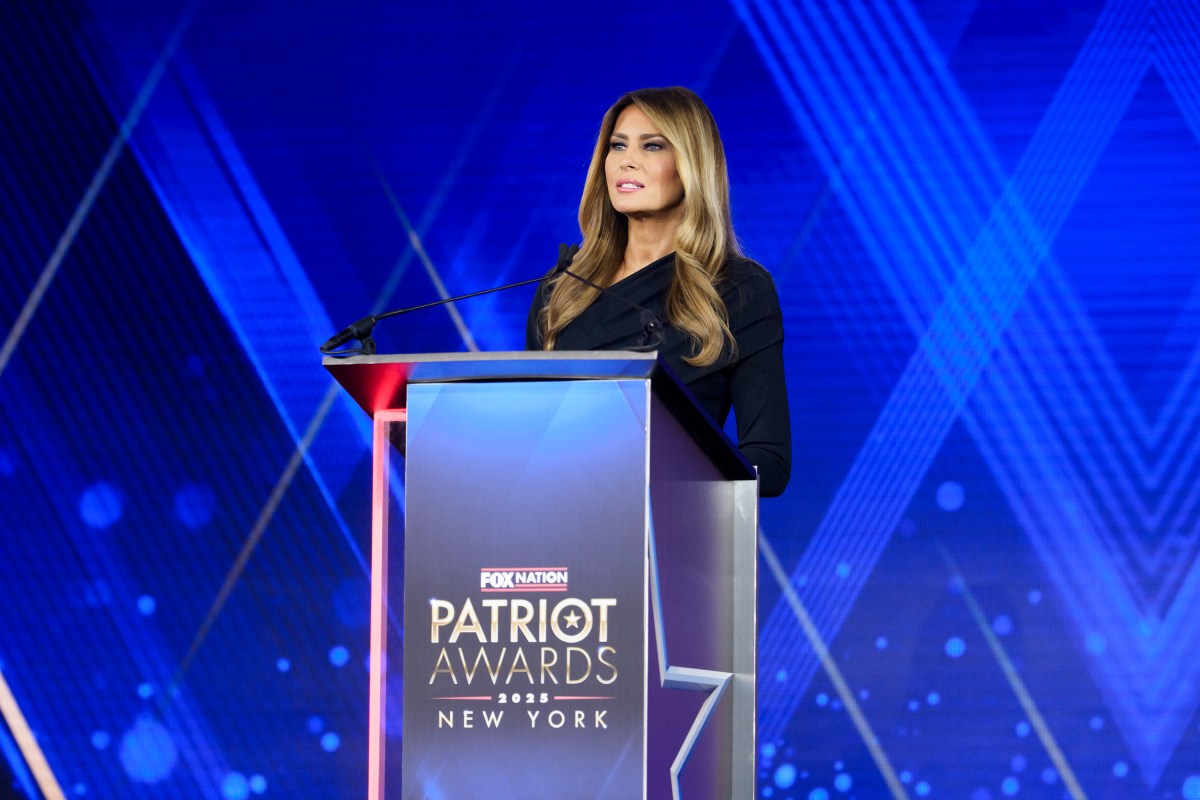 First Lady Melania Trump delivers remarks after receiving the “Patriot of the Year” award at the Fox Nation Patriot Awards Ceremony in Brookeville, NY, Thursday, November 6, 2025.(Official White House Photo by Andrea Hanks)