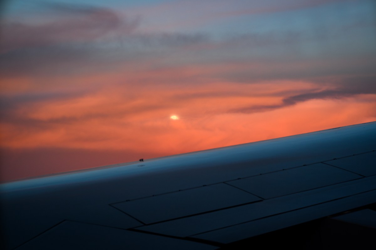 Sunset views from Air Force One, en route to Joint Base Andrews, Maryland, Wednesday, November 5, 2025. (Official White House Photo by Molly Riley)