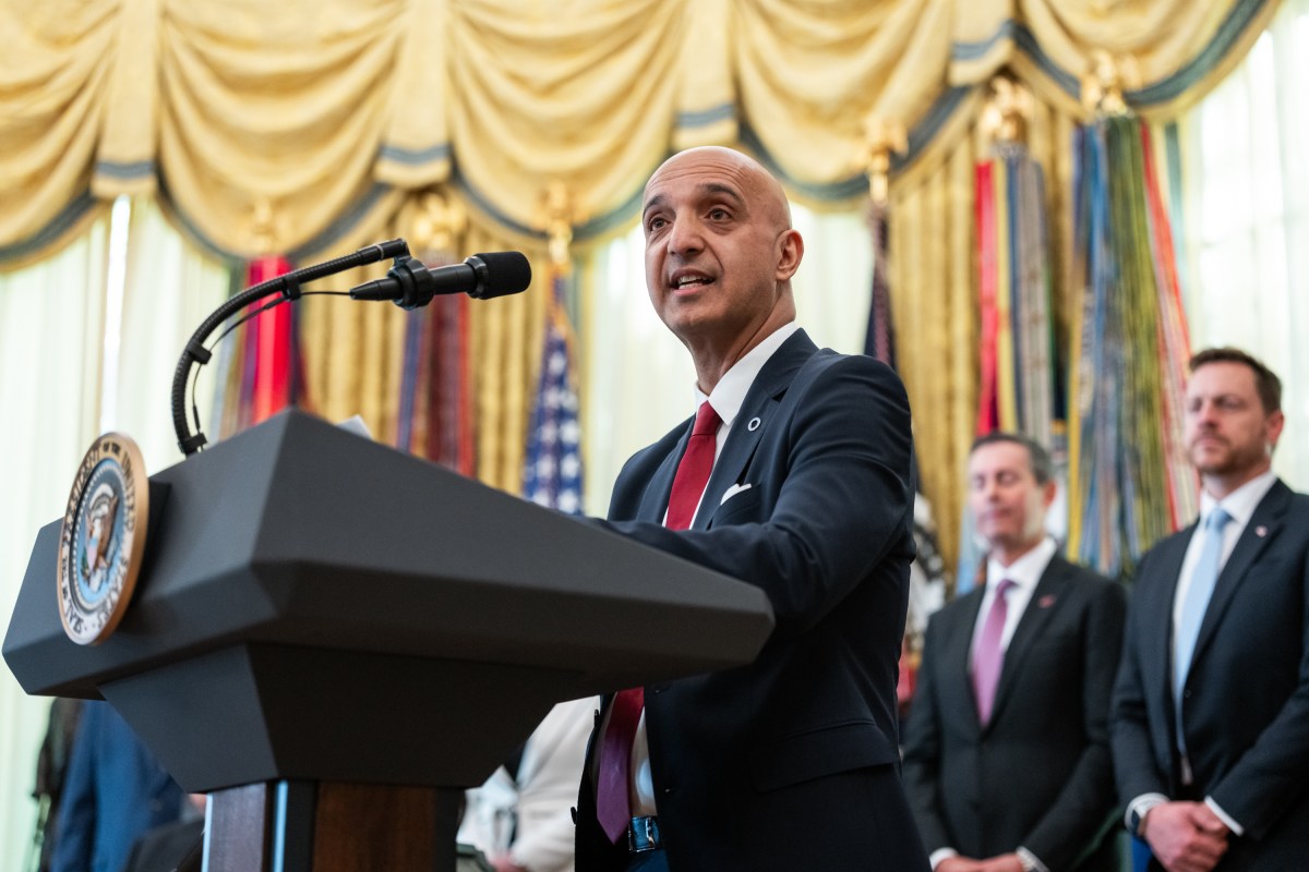 President Donald Trump makes an announcement on lowering drug prices alongside pharmaceutical representatives and Cabinet members in the Oval Office, Thursday, November 6, 2025. (Official White House Photo by Abe McNatt)