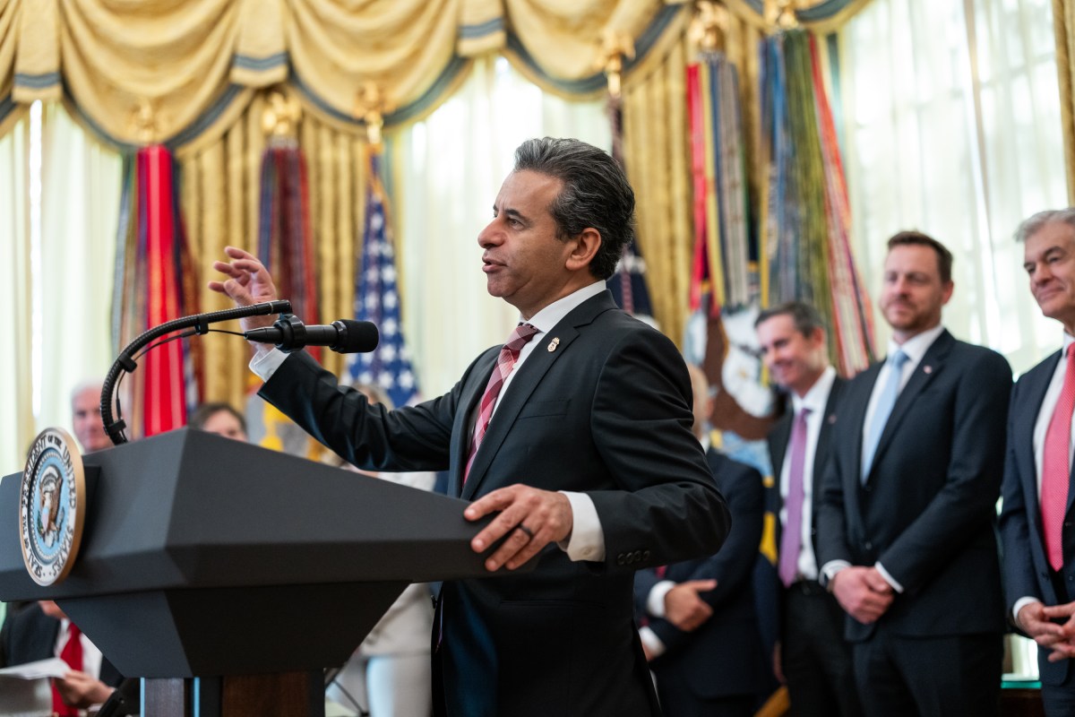 President Donald Trump makes an announcement on lowering drug prices alongside pharmaceutical representatives and Cabinet members in the Oval Office, Thursday, November 6, 2025. (Official White House Photo by Abe McNatt)