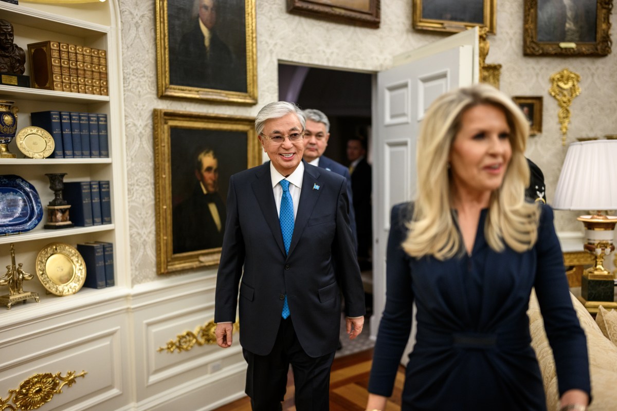 President Donald Trump meets with President of the Republic of Kazakhstan Kassym-Jomart Tokayev in the Oval Office before a dinner with other C5 Central Asian leaders, Thursday, November 6, 2025. (Official White House Photo by Daniel Torok)