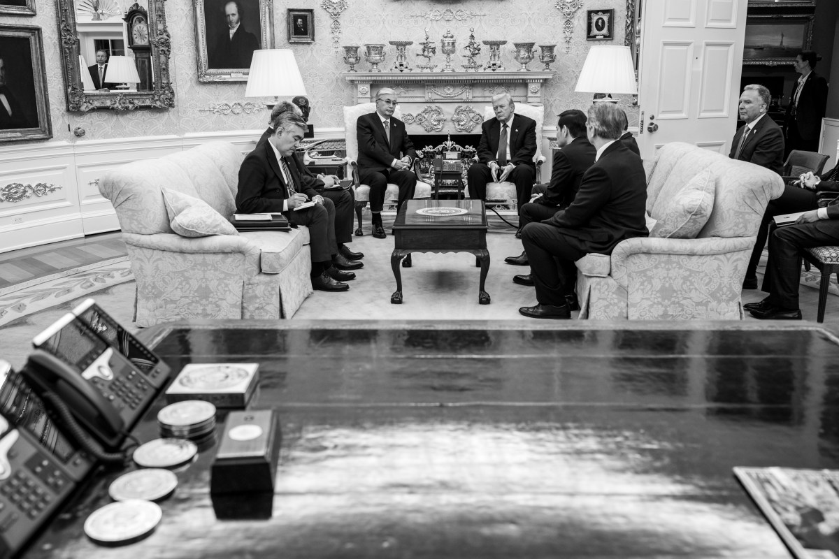 President Donald Trump meets with President of the Republic of Kazakhstan Kassym-Jomart Tokayev in the Oval Office before a dinner with other C5 Central Asian leaders, Thursday, November 6, 2025. (Official White House Photo by Daniel Torok)