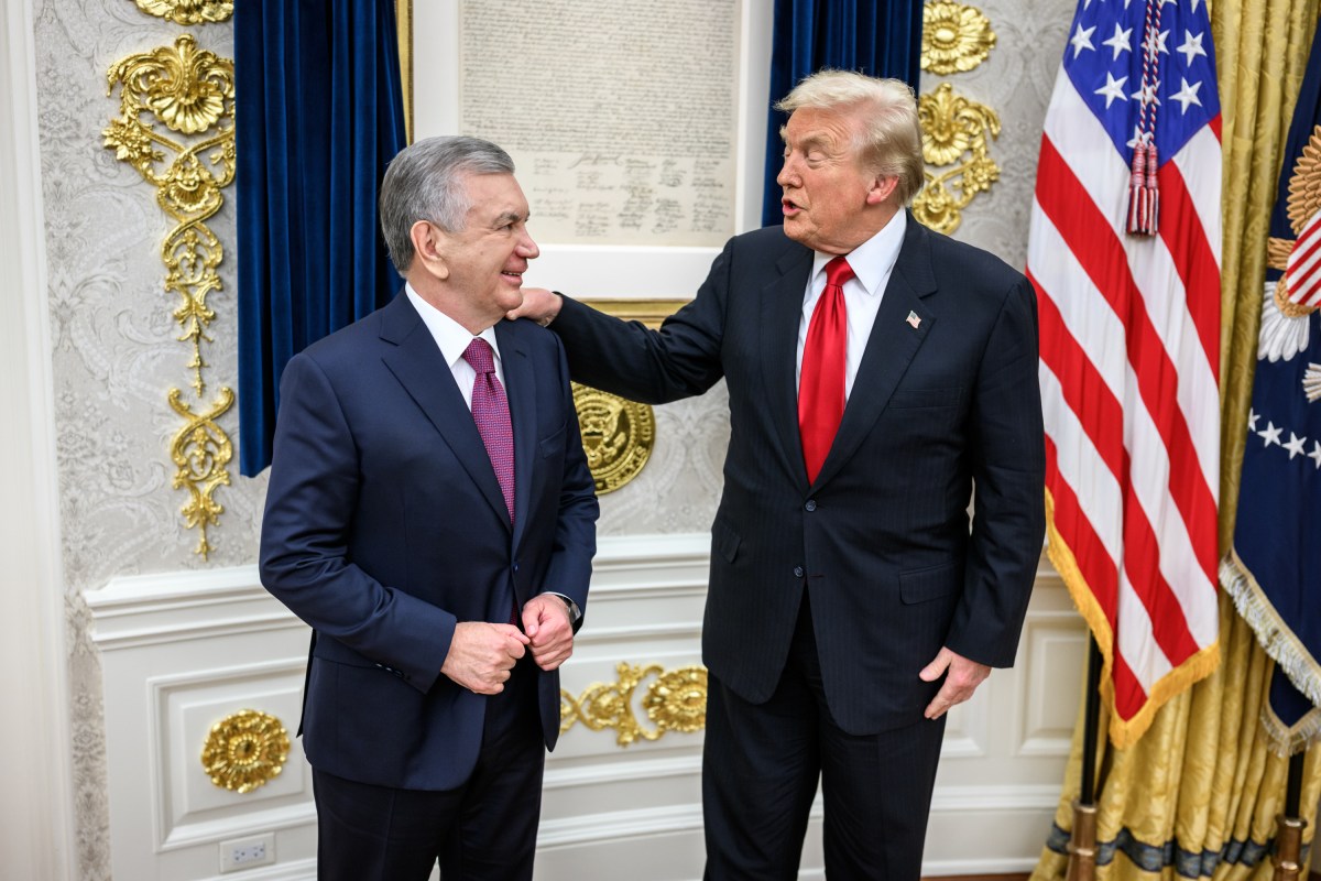 President Donald Trump meets with the President of the Republic of Uzbkeistan Shavkat Mirziyoyev in the Oval Office before a dinner with other C5 Central Asian leaders, Thursday, November 6, 2025. (Official White House Photo by Daniel Torok)