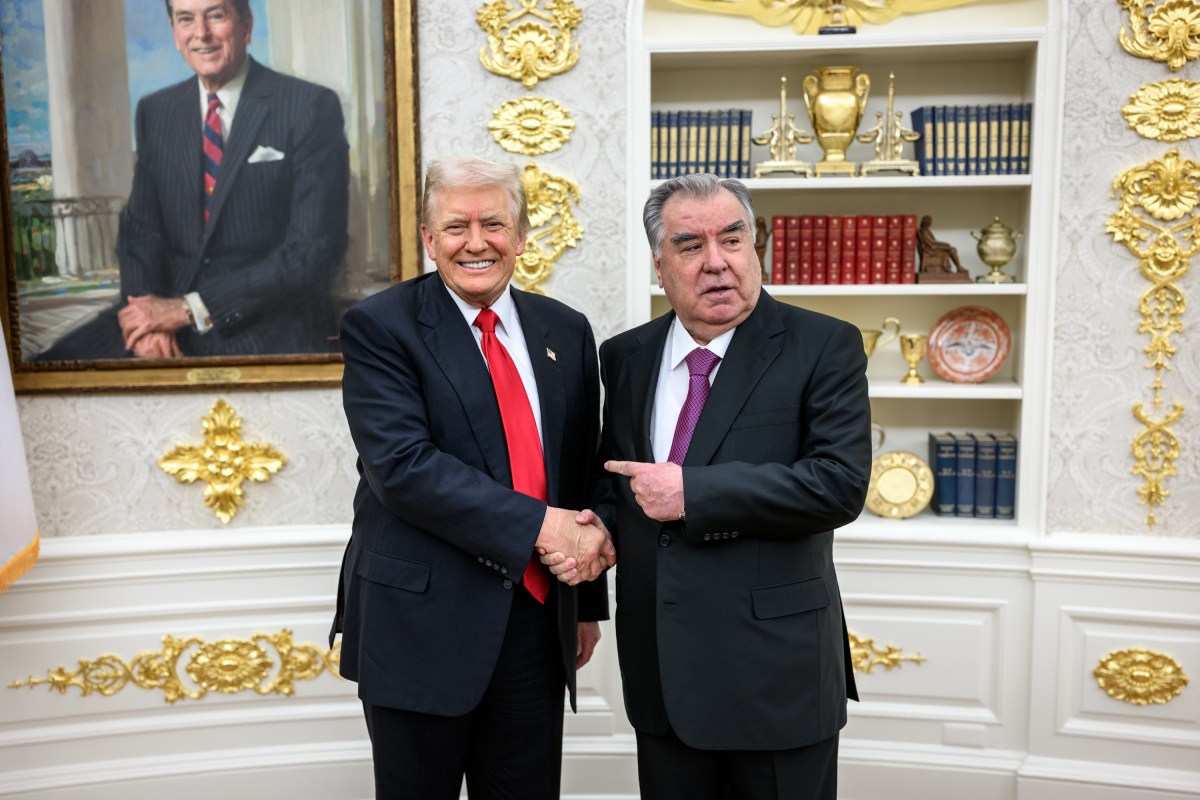 President Donald Trump meets with the President of the Republic of Tajikstan Emomali Rahmon in the Oval Office before a dinner with other C5 Central Asian leaders, Thursday, November 6, 2025. (Official White House Photo by Daniel Torok)