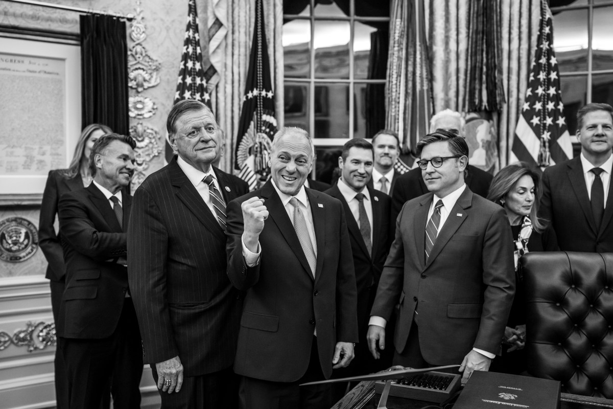 Speaker of the House Mike Johnson, Crypto Czar David Sacks, and financial executives await the arrival of President Donald Trump in the Oval Office, Wednesday, November 12, 2025. (Official White House Photo by Daniel Torok)