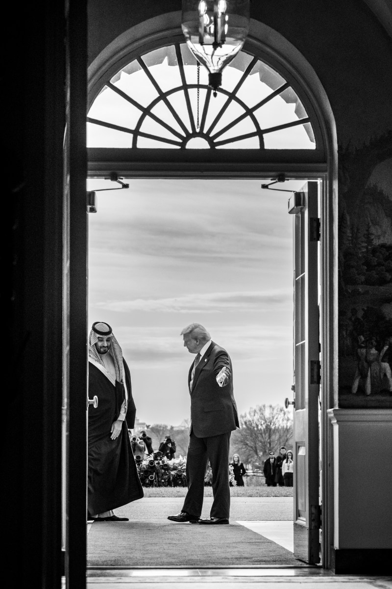 President Donald Trump welcomes Crown Prince and Prime Minister Mohammed bin Salman Al Saud of Saudi Arabia at the South Portico of the White House, Tuesday, November 18, 2025. (Official White House Photo by Joyce N. Boghosian)