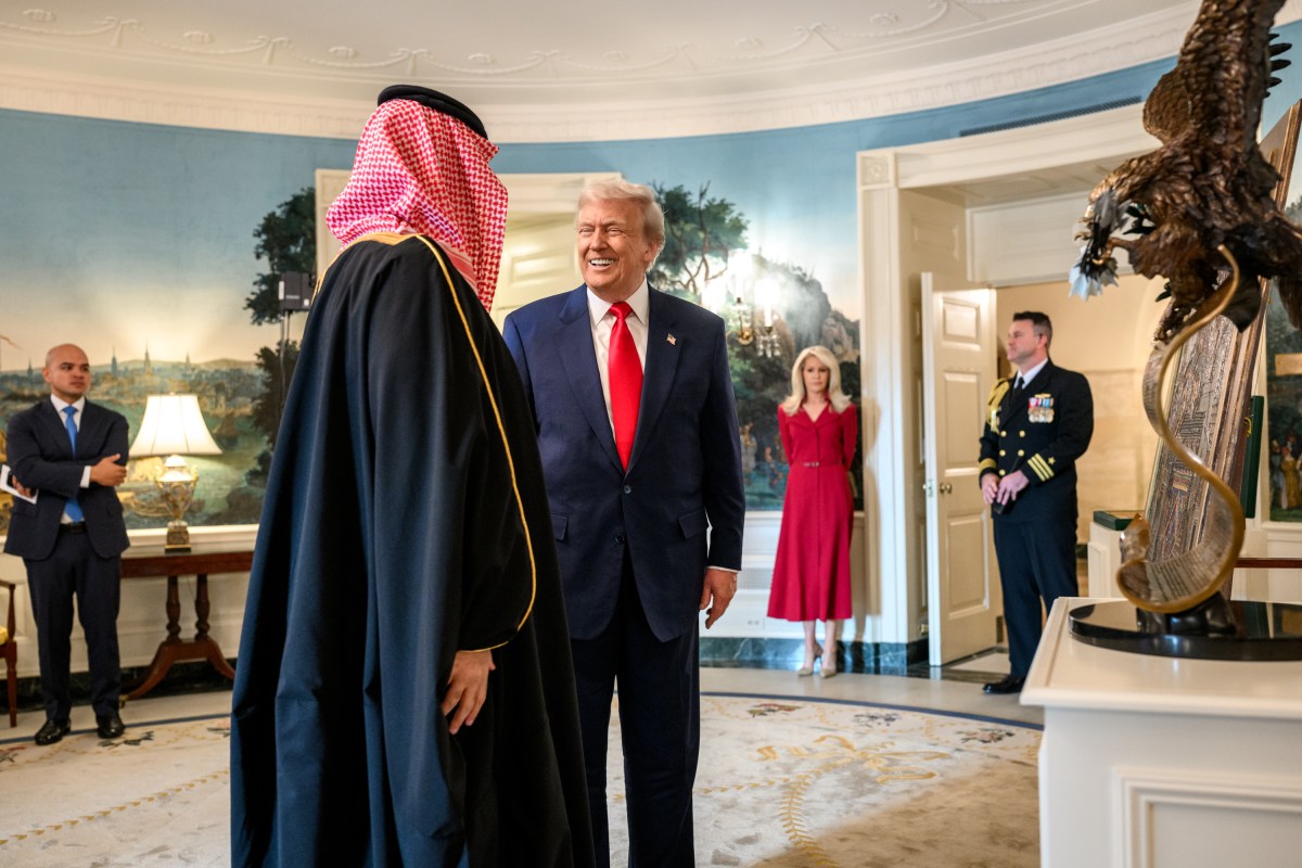 President Donald Trump and Crown Prince and Prime Minister Mohammed bin Salman Al Saud of Saudi Arabia exchange gifts in the Diplomatic Reception Room of the White House after a welcome ceremony at the South Portico, Tuesday, November 18, 2025. (Official White House Photo by Joyce N. Boghosian)