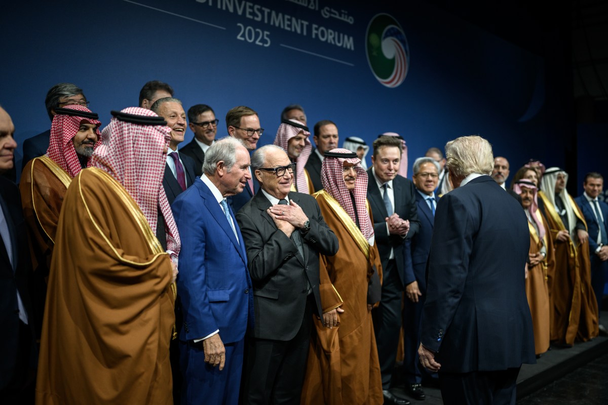 President Donald Trump speaks with Elon Musk, Nvidia CEO Jensen Huang and other business leaders at the U.S.-Saudi Investment Forum, Wednesday, November 19, 2025, at the John F. Kennedy Center for the Performing Arts in Washington, D.C. (Official White House Photo by Daniel Torok)