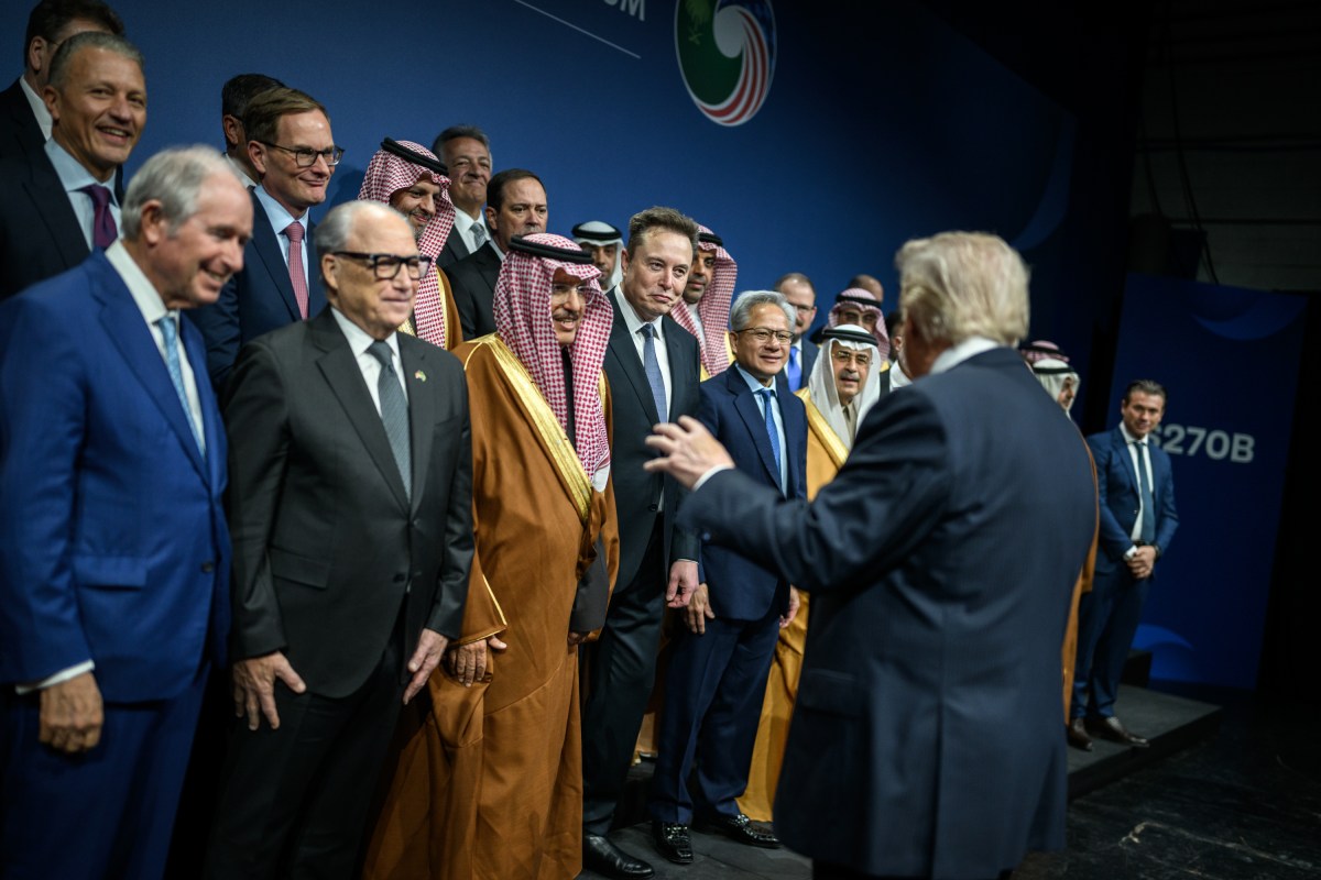 President Donald Trump speaks with Elon Musk, Nvidia CEO Jensen Huang and other business leaders at the U.S.-Saudi Investment Forum, Wednesday, November 19, 2025, at the John F. Kennedy Center for the Performing Arts in Washington, D.C. (Official White House Photo by Daniel Torok)