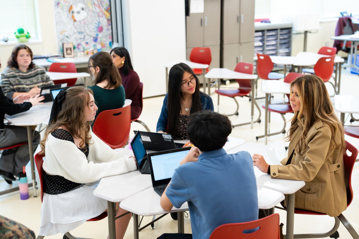 First Lady Melania Trump and Second Lady Usha Vance spend time with military members and their families to show appreciation for those who serve this holiday season at Camp Lejeune, NC and MCAS New, River, NC, Wednesday, November 19, 2025.  (Official White House Photo by Andrea Hanks)