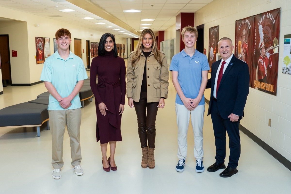 First Lady Melania Trump and Second Lady Usha Vance spend time with military members and their families to show appreciation for those who serve this holiday season at Camp Lejeune, NC and MCAS New, River, NC, Wednesday, November 19, 2025.  (Official White House Photo by Andrea Hanks)