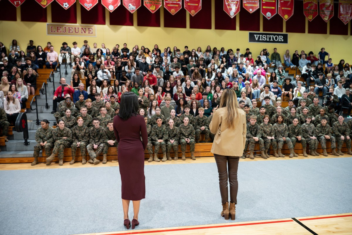First Lady Melania Trump and Second Lady Usha Vance spend time with military members and their families to show appreciation for those who serve this holiday season at Camp Lejeune, NC and MCAS New, River, NC, Wednesday, November 19, 2025.  (Official White House Photo by Andrea Hanks)