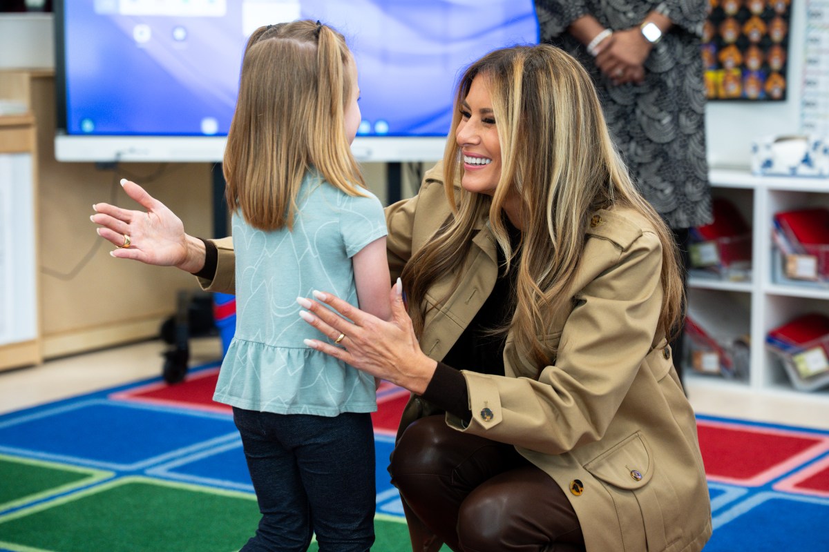 First Lady Melania Trump and Second Lady Usha Vance spend time with military members and their families to show appreciation for those who serve this holiday season at Camp Lejeune, NC and MCAS New, River, NC, Wednesday, November 19, 2025.  (Official White House Photo by Andrea Hanks)