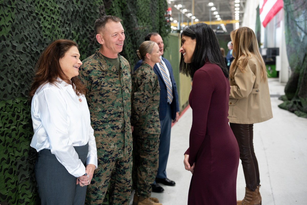First Lady Melania Trump and Second Lady Usha Vance spend time with military members and their families to show appreciation for those who serve this holiday season at Camp Lejeune, NC and MCAS New, River, NC, Wednesday, November 19, 2025.  (Official White House Photo by Andrea Hanks)