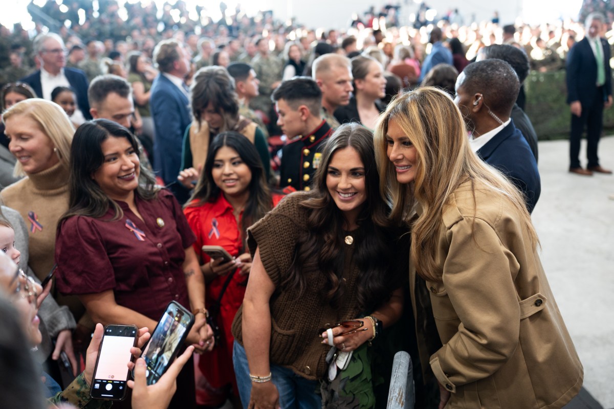First Lady Melania Trump and Second Lady Usha Vance spend time with military members and their families to show appreciation for those who serve this holiday season at Camp Lejeune, NC and MCAS New, River, NC, Wednesday, November 19, 2025.  (Official White House Photo by Andrea Hanks)