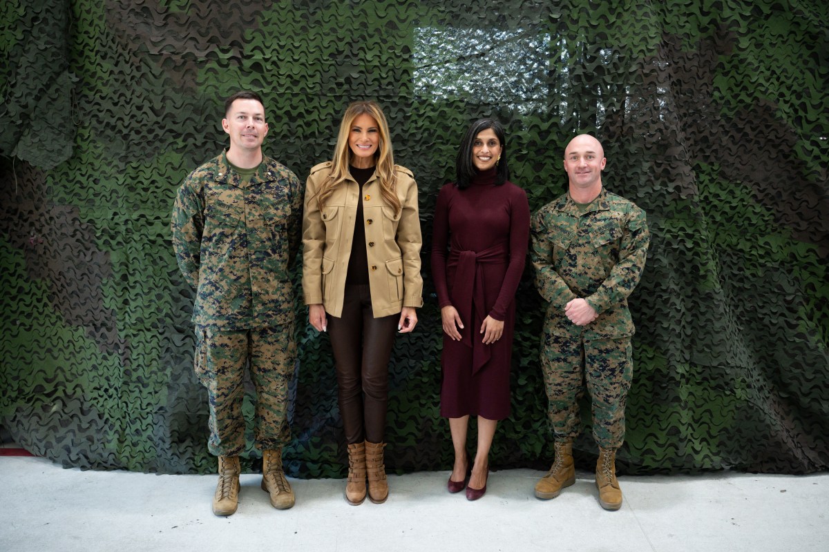 First Lady Melania Trump and Second Lady Usha Vance spend time with military members and their families to show appreciation for those who serve this holiday season at Camp Lejeune, NC and MCAS New, River, NC, Wednesday, November 19, 2025.  (Official White House Photo by Andrea Hanks)