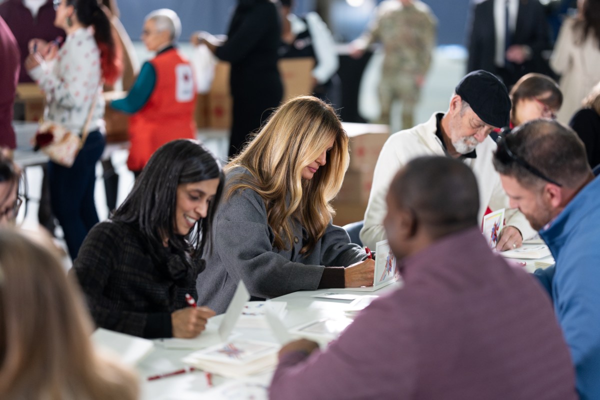 First Lady Melania Trump and Second Lady Usha Vance join the American Red Cross to deliver holiday care packages to military spouses at Joint Base Andrews, Monday, December 1, 2025. (Official White House Photo by Andrea Hanks)