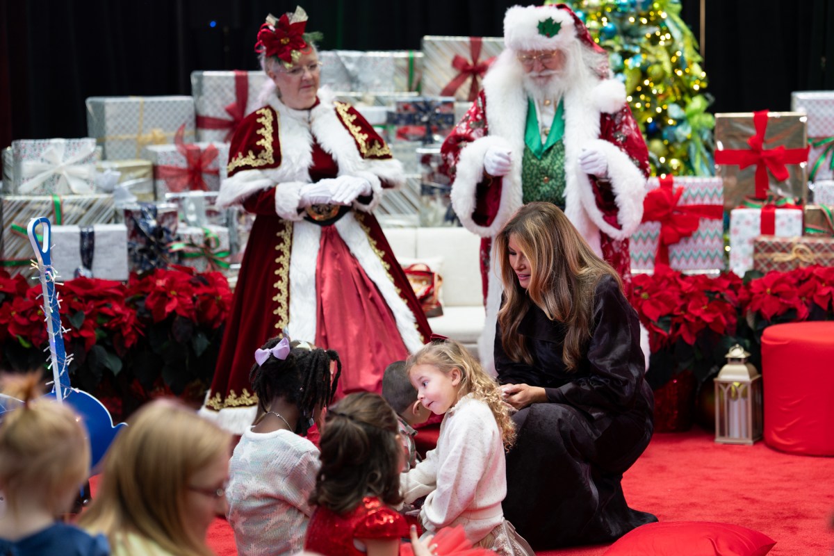 First Lady Melania Trump reads the Christmas story “How Does Santa Go Down the Chimney”, by Mac Barnett, to children who are patients at the Children’s National Medical Center in Washington, D.C. on Friday, December 5, 2025. (Official White House Photo by Andrea Hanks)