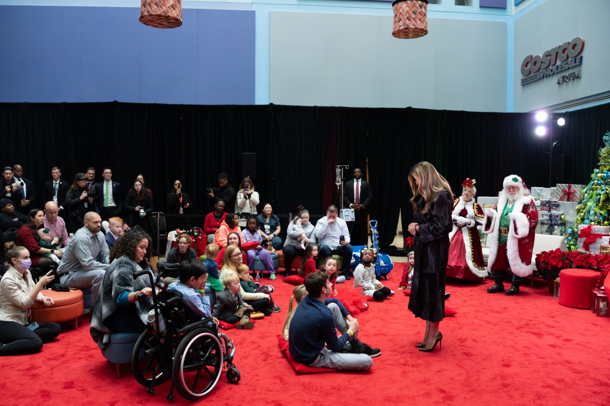 First Lady Melania Trump reads the Christmas story “How Does Santa Go Down the Chimney”, by Mac Barnett, to children who are patients at the Children’s National Medical Center in Washington, D.C. on Friday, December 5, 2025. (Official White House Photo by Andrea Hanks)
