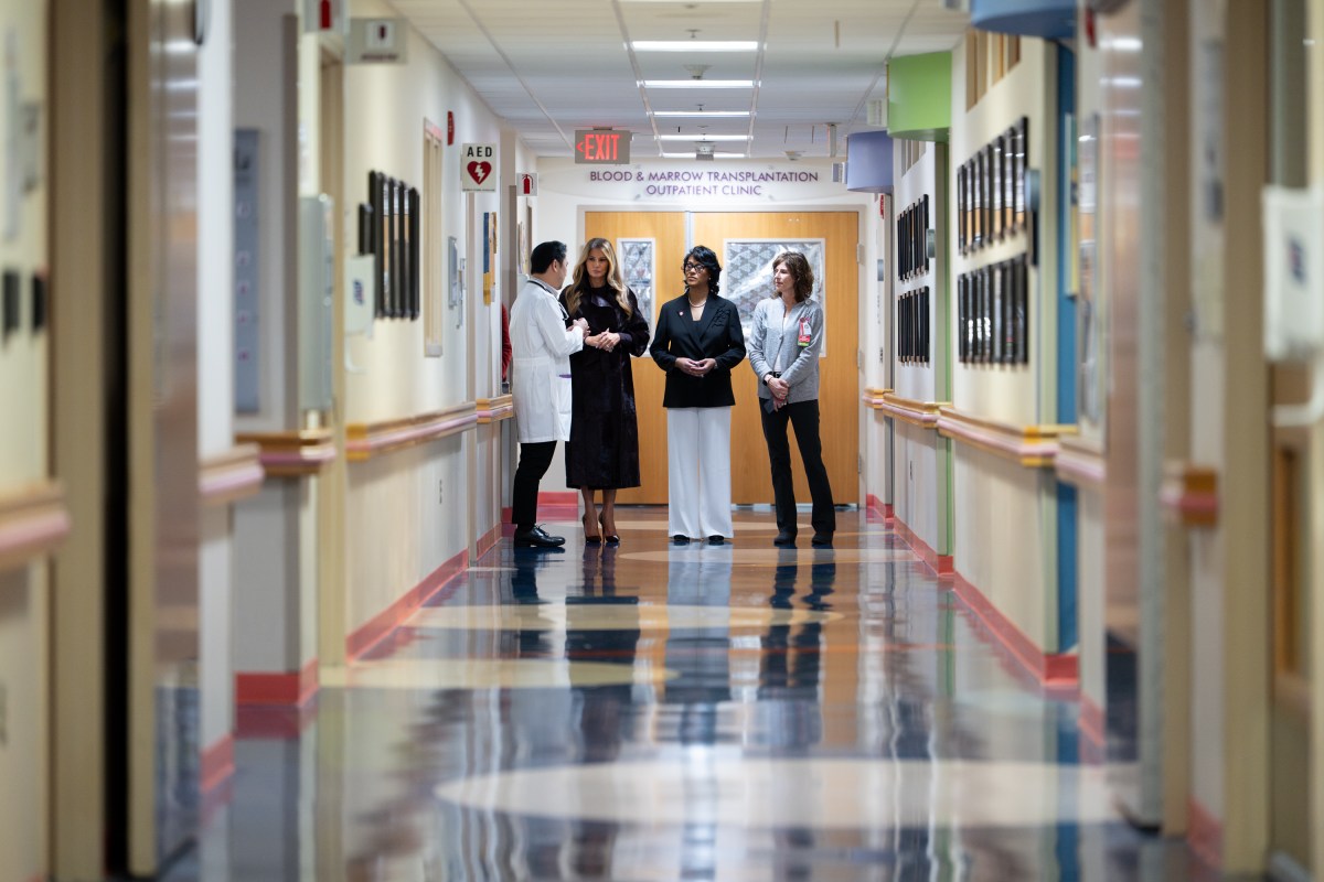 First Lady Melania Trump visits patients and their families at the Children’s National Medical Center in Washington, D.C. on Friday, December 5, 2025. (Official White House Photo by Andrea Hanks)
