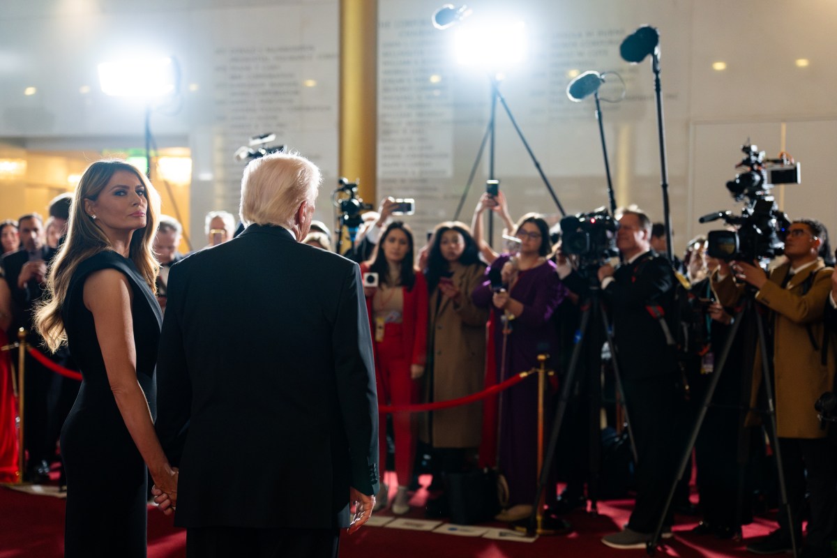 President Donald Trump and First Lady Melania Trump arrive to the Kennedy Center to attend the Kennedy Center Honors in Washington, D.C., Sunday, December 7, 2025. (Official White House Photo by Andrea Hanks)